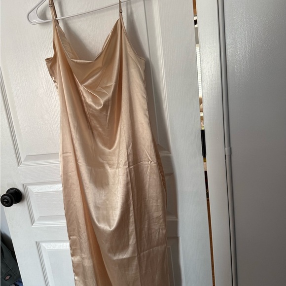 Elegant Satin Slip Dress - Picture 2 of 5